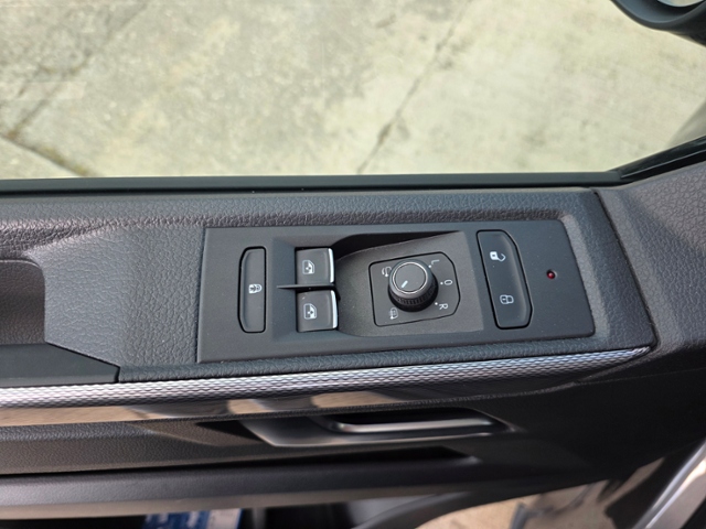 T6.1 Multivan Highline 2.0 TDI DSG 4Motion *AHK,
