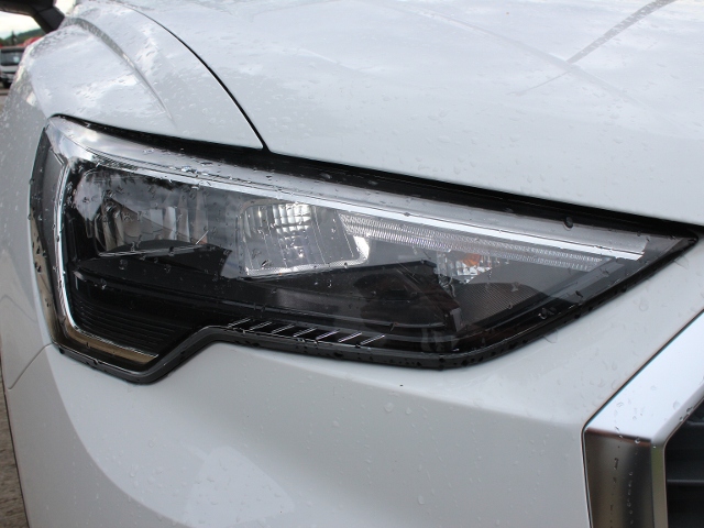 Q3 35 1.5 TFSI S-tronic **wenig Kilometer**