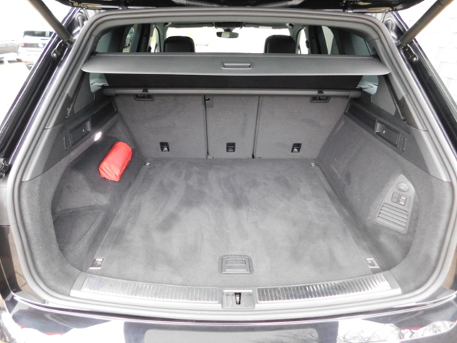 Touareg R-Line 4Motion 3.0 V6 TSI OPF *PANO,LEDE