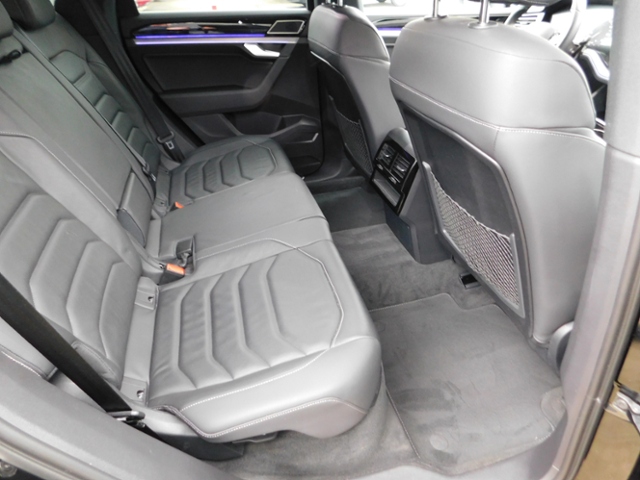 Touareg R-Line 4Motion 3.0 V6 TSI OPF *PANO,LEDE