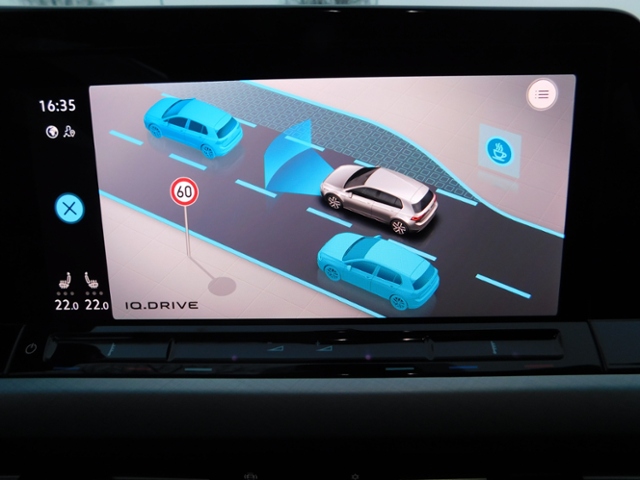 Golf VIII Life 1.5 TSI *STHZ,LED PLUS,NAVI*