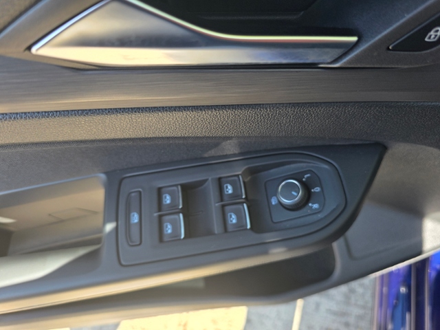 Golf VIII Style 1.5 eTSI DSG*DCC,MATRIX,PANO*