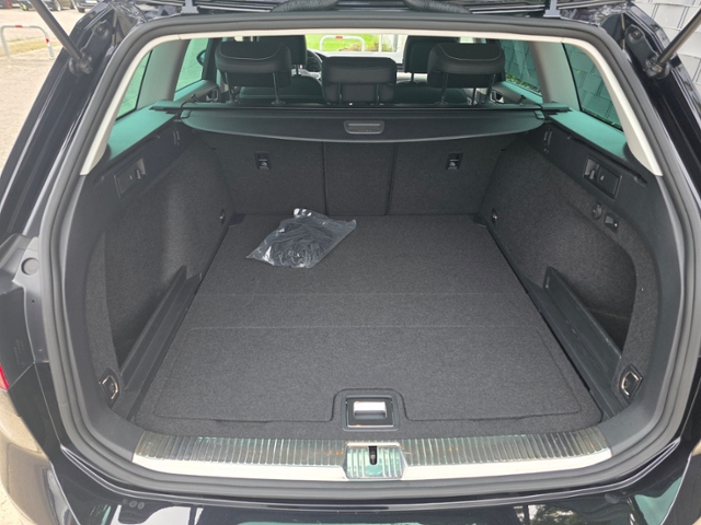 Passat Variant Elegance 2.0 TDI DSG *MATRIX,ACC,