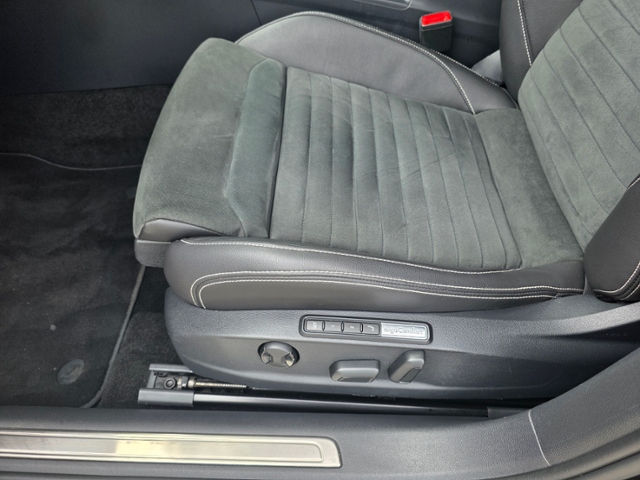 Passat Variant Elegance 2.0 TDI DSG *MATRIX,ACC,