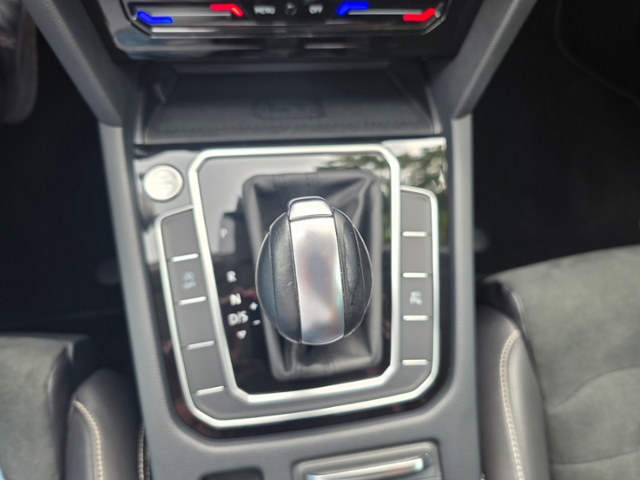 Passat Variant Elegance 2.0 TDI DSG *MATRIX,ACC,