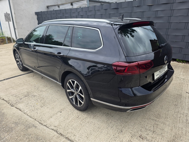 Passat Variant Elegance 2.0 TDI DSG *MATRIX,ACC,