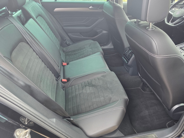 Passat Variant Elegance 2.0 TDI DSG *MATRIX,ACC,