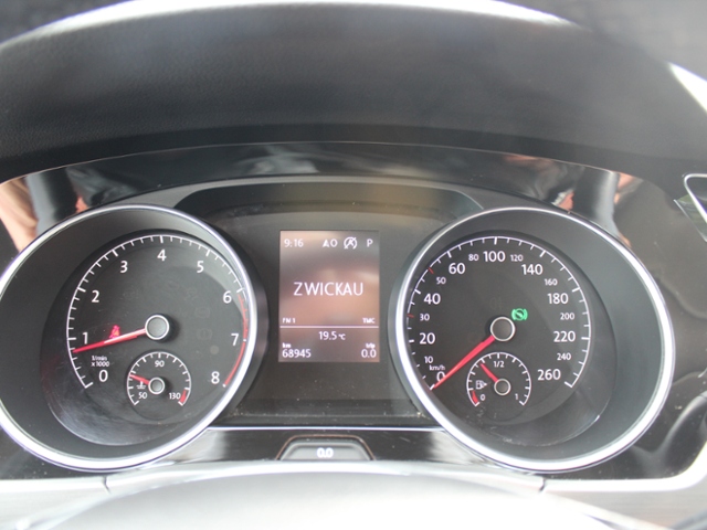 Touran Comfortline 1.4 TSI DSG *NAVI,ACC,7 Sitze