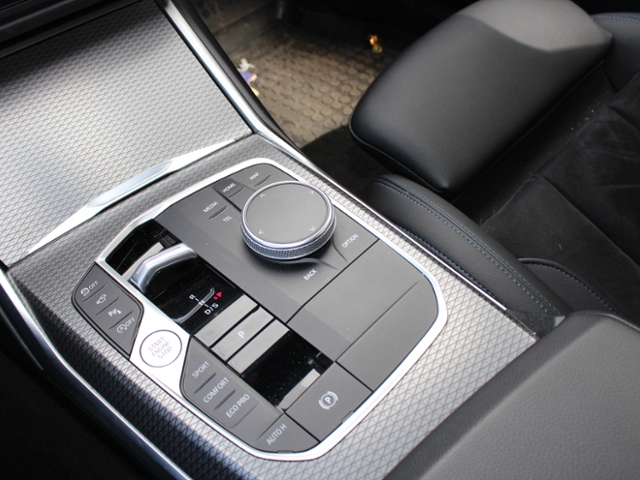 320 i Touring M Sport**STHZ**