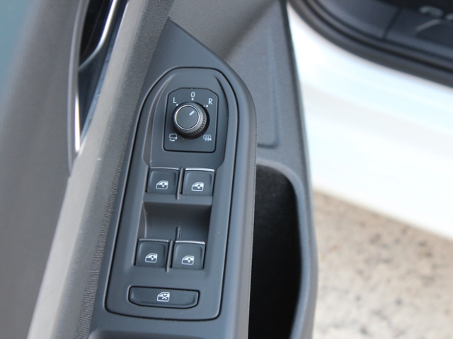 Golf VIII Variant Life 1.5 eTSI DSG OPF *NAVI,AP