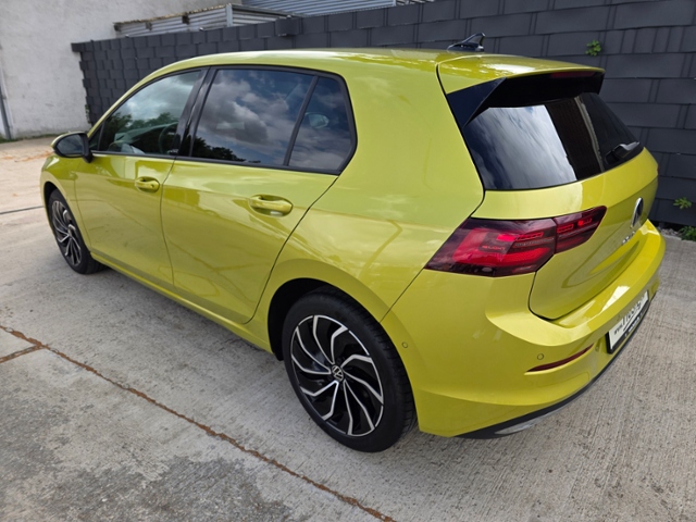 Golf VIII Active 1.5 TSI *MATRIX,STHZ,ACC,Harman