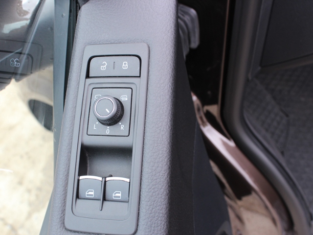 T6 Multivan Comfortline KR 2.0TDI 4Motion *LED,N