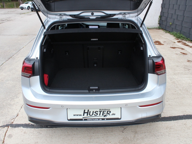 Golf VIII United 1.5 TSI*STHZ,PANO,LED*
