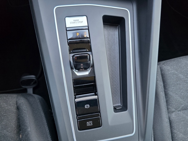 Golf VIII Variant Life 1.5 eTSI DSG OPF