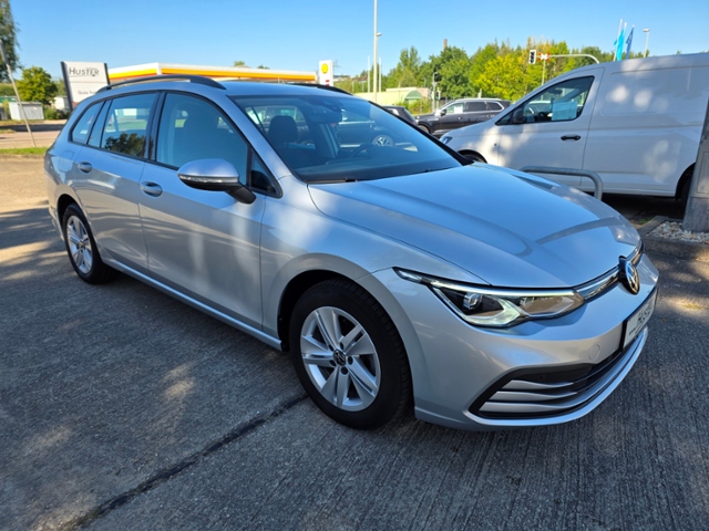 Golf VIII Variant Life 1.5 eTSI DSG OPF