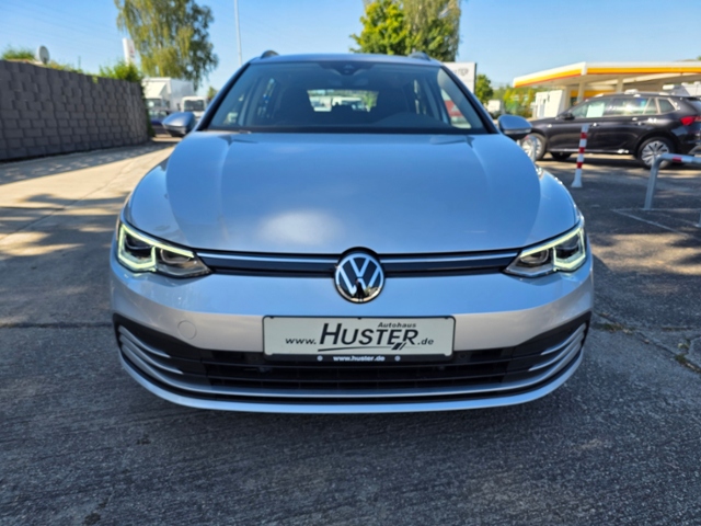 Golf VIII Variant Life 1.5 eTSI DSG OPF