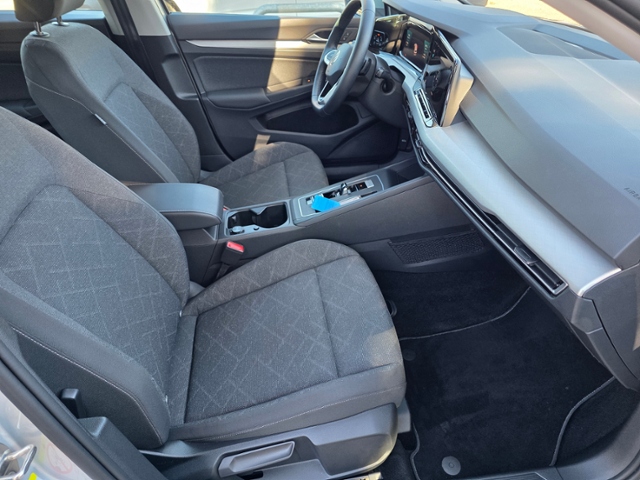 Golf VIII Variant Life 1.5 eTSI DSG OPF