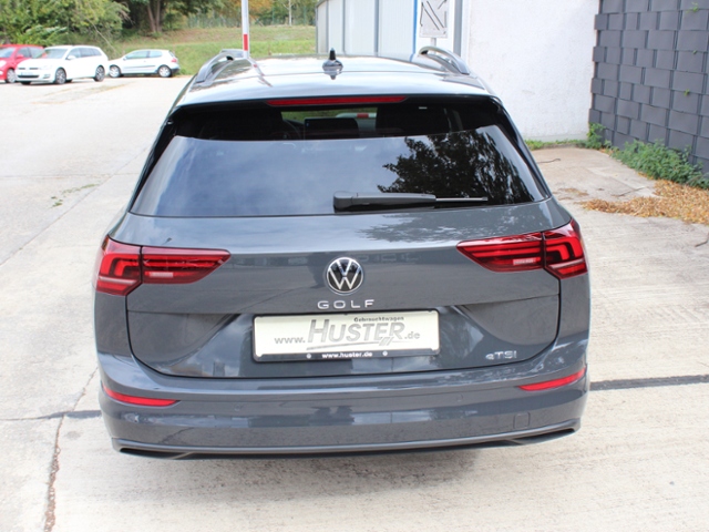 Golf VIII Variant Life 1.5 eTSI DSG**STHZ**