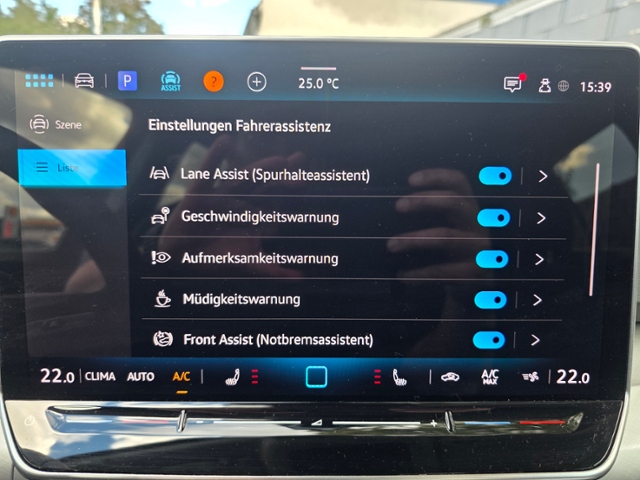 Golf VIII Variant Life 1.5 eTSI DSG**STHZ**