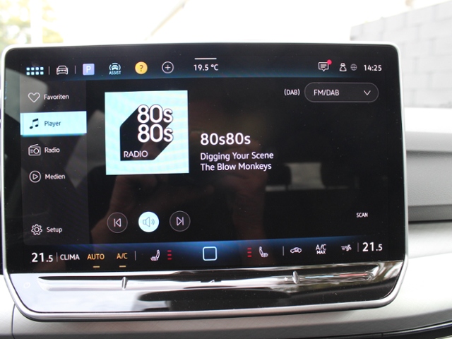 Golf VIII Variant Life 1.5 eTSI DSG**STHZ**