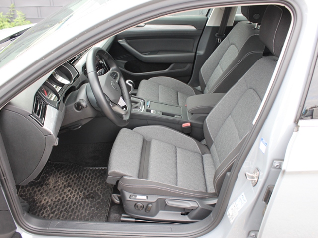 Passat Variant Business 2.0 TDI SCR