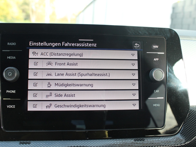 T-Cross Life 1.0 TSI**NUR 4467 km**