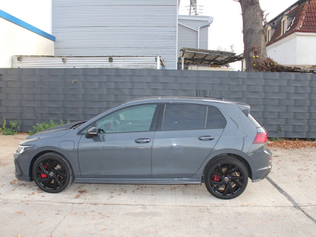 Golf VIII GTE 1.4 eHybrid *Black Style,Matrix,AC