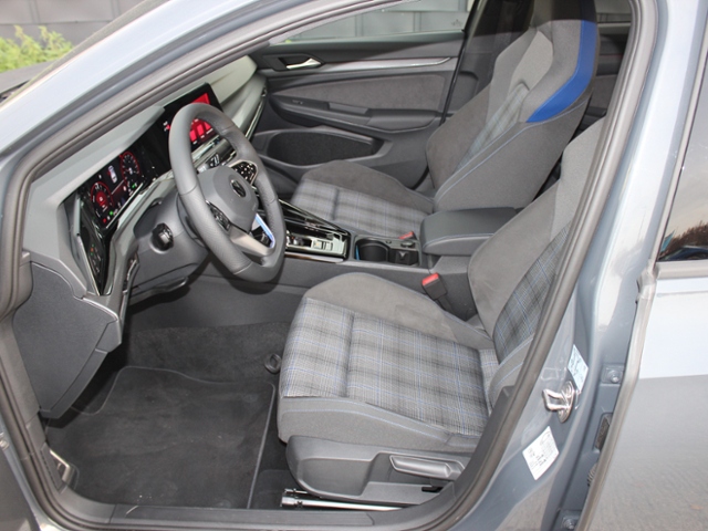 Golf VIII GTE 1.4 eHybrid *Black Style,Matrix,AC