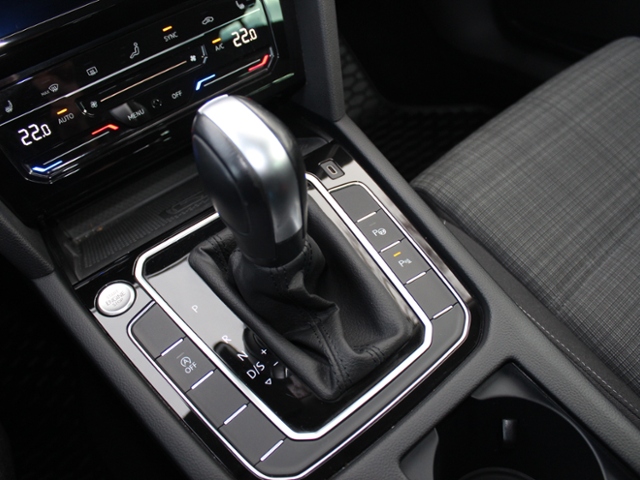 Passat Variant Business 2.0 TDI DSG SCR