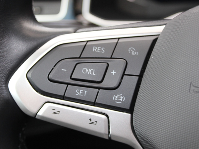 Polo R-LINE 1.0 TSI *MATRIX,PANORAMA,beats*