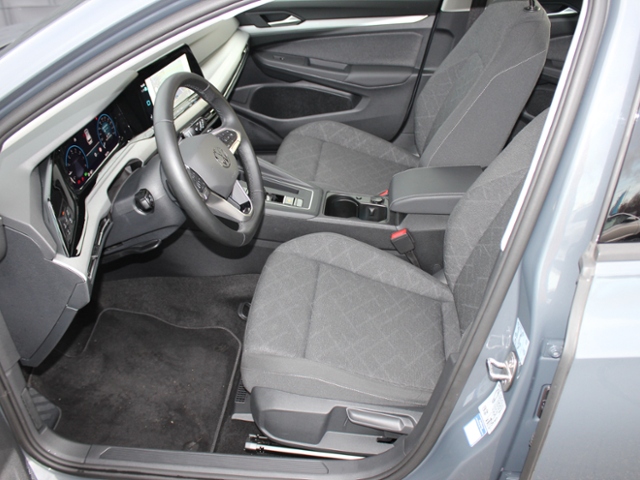 Golf VIII Variant Life 1.5 eTSI ACT DSG**LED PLU