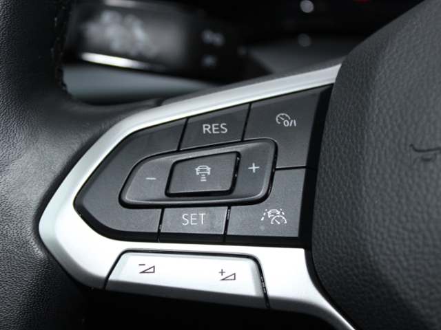 Golf VIII Active 1.5 TSI *STHZ,LED PLUS,HUD*