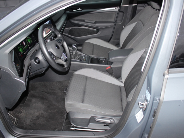 Golf VIII Active 1.5 TSI *STHZ,LED PLUS,HUD*