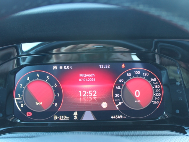 Golf VIII Active 1.5 TSI ACT**STHZ,LED PLUS**