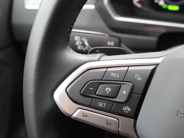 Tiguan Life 1.4 TSI eHybrid OPF *NAVI,LED,ACC*