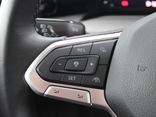 Golf VIII Life 1.5 TSI 'STHZ,LED,NAVI'