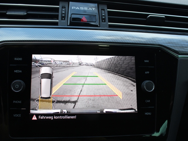 Passat Variant Business R-LINE 2.0 TSI DSG OPF *