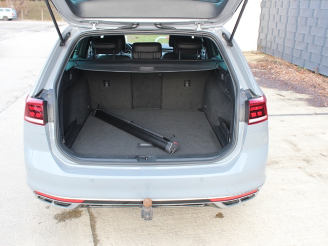 Passat Variant Business R-LINE 2.0 TSI DSG OPF *