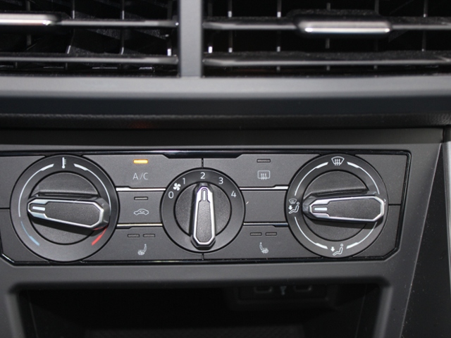 Polo Life 1.0 TSI DSG*LED,NAVI,APP*