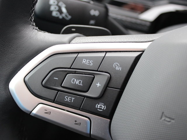 Polo Life 1.0 TSI DSG*LED,NAVI,APP*
