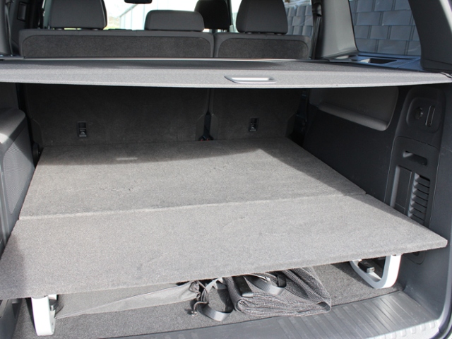 ID.Buzz Pro *Matix-LED,360°,21',AHK,ACC,Navi*