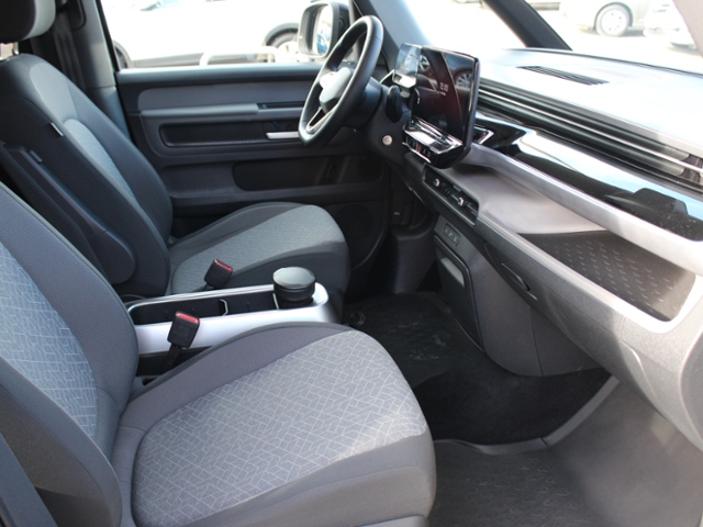 ID.Buzz Pro *Matix-LED,360°,21',AHK,ACC,Navi*