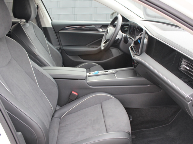 Passat Variant Business 1.5 eTSI DSG**AZV**