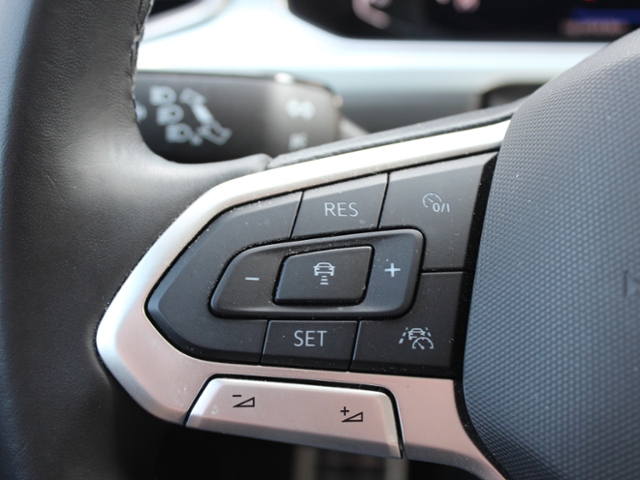 T-ROC Goal 1.5 TSI**AZV,ACC,LED**