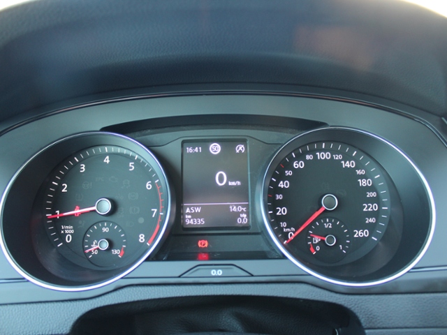 Passat Variant Conceptline 1.5 TSI*NAVI,LED,RFK*