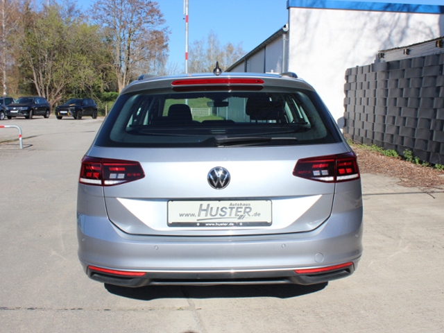 Passat Variant Conceptline 1.5 TSI*NAVI,LED,RFK*