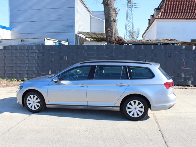 Passat Variant Conceptline 1.5 TSI*NAVI,LED,RFK*