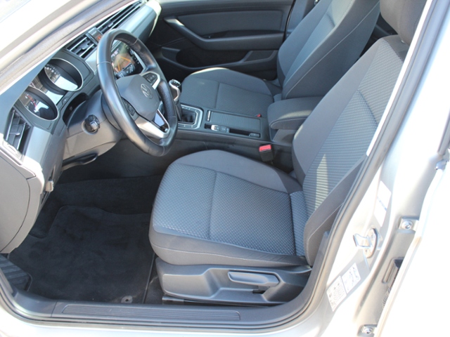 Passat Variant Conceptline 1.5 TSI*NAVI,LED,RFK*