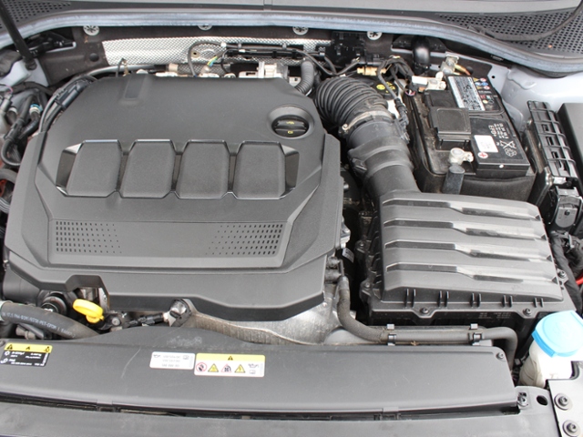 Passat Variant Elegance 'R-Line' 2.0 TDI DSG *Ma
