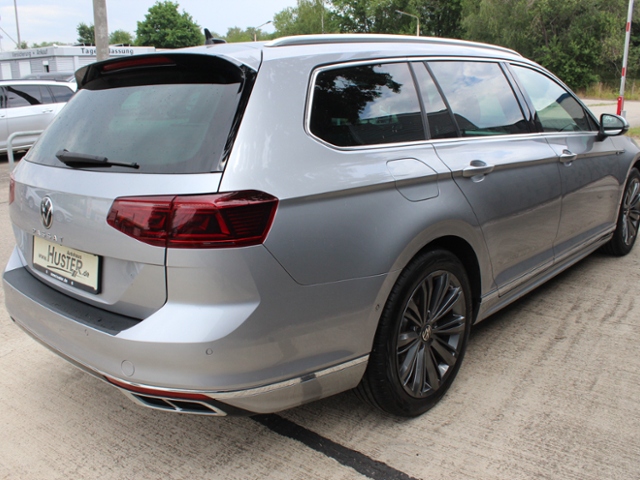Passat Variant Elegance 'R-Line' 2.0 TDI DSG *Ma